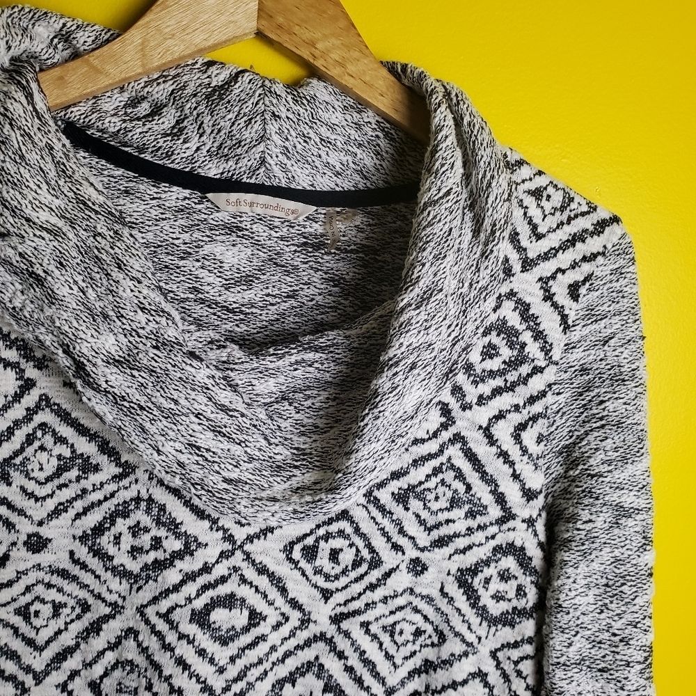 Soft Surroundings Patterned Tunic Size Medium - image 4